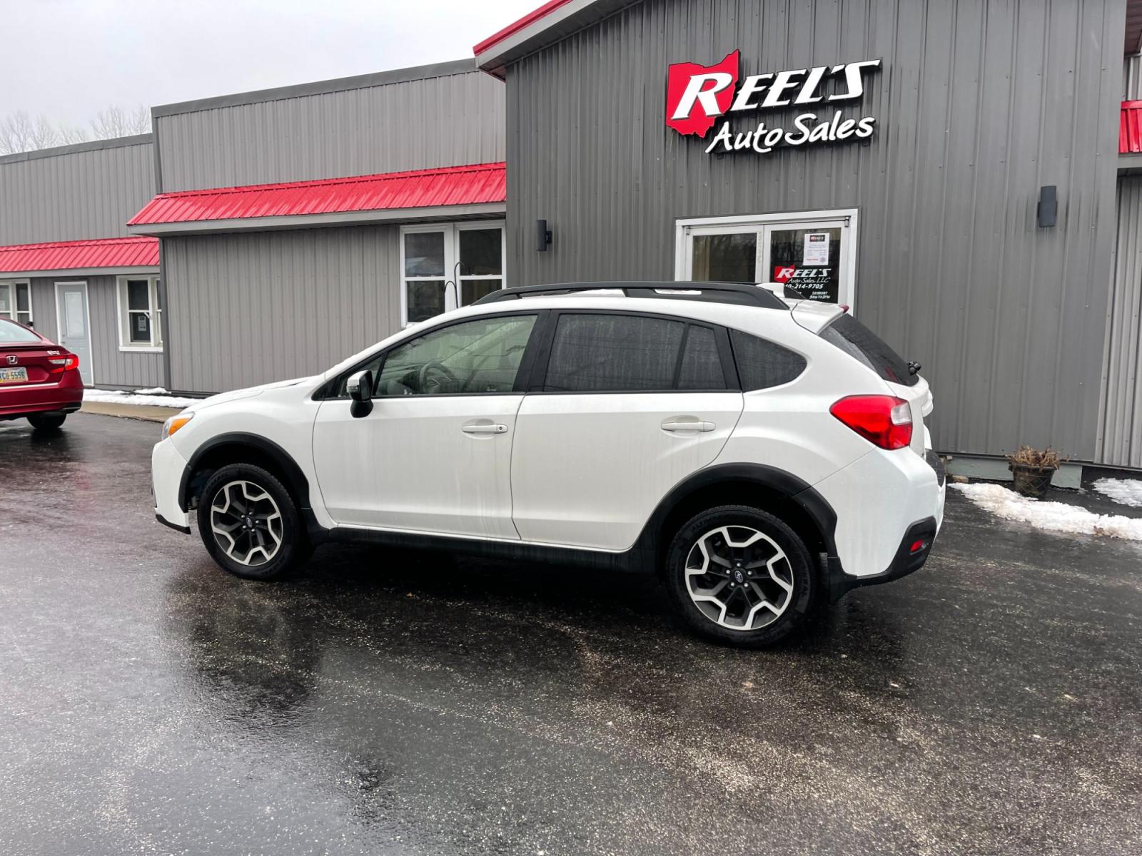 2017 White /Black Subaru Crosstrek 2.0i Limited PZEV CVT (JF2GPANC4HH) with an 2.0L I4 DOHC 16V engine, Automatic transmission, located at 11115 Chardon Rd. , Chardon, OH, 44024, (440) 214-9705, 41.580246, -81.241943 - This 2017 Subaru Crosstrek 2.0i Limited with CVT (Continuously Variable Transmission) offers a luxurious and safe driving experience. It features a leather interior, heated seats, and convenient technology such as navigation and a backup camera. A power moonroof brings a touch of the outdoors inside - Photo #11
